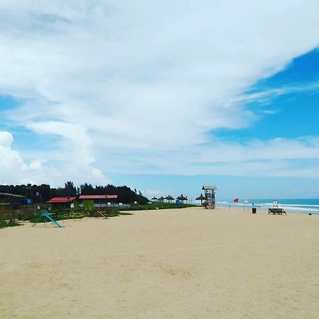 Waves Beach House Pondicherry Ngoại thất bức ảnh
